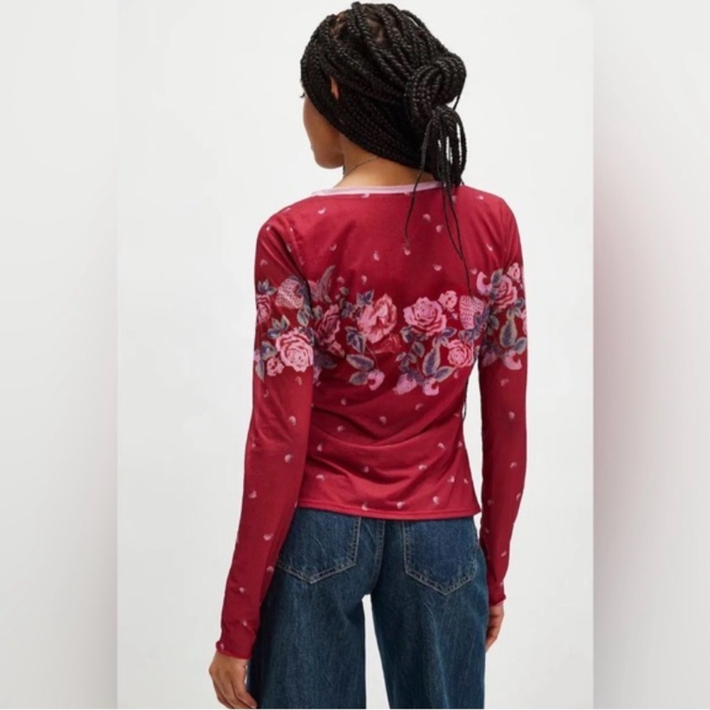 Free People Home Grown Mesh Cardigan Top Roses Magenta Red Floral Small NWOT - Picture 2 of 11